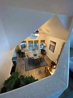 Oceanview Cabin 19 Jacuzzi Large Deck w Seating
