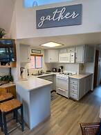 Oceanview Cabin 19 Jacuzzi Large Deck w Seating