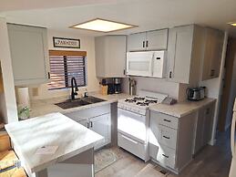 Oceanview Cabin 19 Jacuzzi Large Deck w Seating