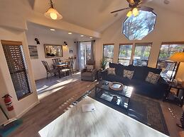 Oceanview Cabin 19 Jacuzzi Large Deck w Seating