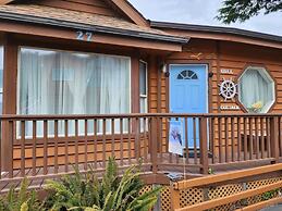 Oceanview Cabin 27 w Jacuzzi Enjoyable Views