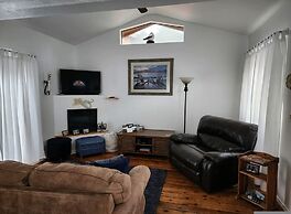 Oceanview Cabin 27 w Jacuzzi Enjoyable Views
