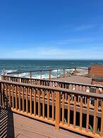 Ocean Front Cabin 17 Jacuzzi Remarkable Views