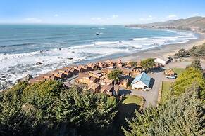 Ocean Front Cabin 12 Jacuzzi Spectacular Views
