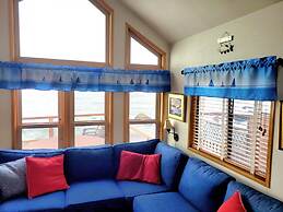 Ocean Front Cabin 12 Jacuzzi Spectacular Views