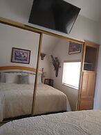 Ocean Front Cabin 11 w Jacuzzi Superb Views