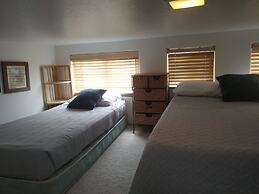 Ocean Front Cabin 11 w Jacuzzi Superb Views