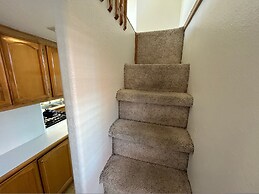 Ocean Front Cabin 11 w Jacuzzi Superb Views