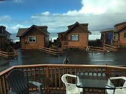 Oceanview Cabin 23 w Jacuzzi Remarkable Views