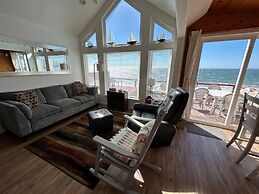 Oceanfront Cabin 10 Jacuzzi Breathtaking Views