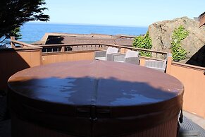Oceanview Cabin 20 Private Jacuzzi Large Deck