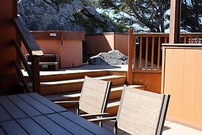 Oceanview Cabin 20 Private Jacuzzi Large Deck