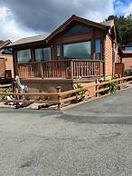 Oceanview Cabin 25 w Jacuzzi Plesant Views