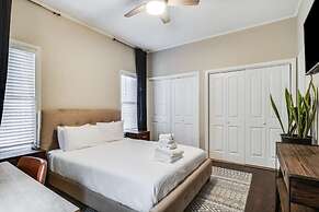 Corporate Comfort in Freetown - Port Rico Spacious Homes for Work Crew