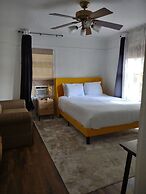 Corporate Comfort in Freetown - Port Rico Spacious Homes for Work Crew