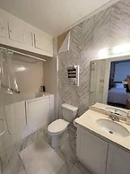 Spacious Corporate Lodging in Downtown Lafayette