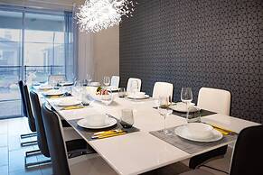 Luxury AND FUN Near Disney Parks 9BR