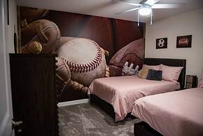 Luxury AND FUN Near Disney Parks 9BR