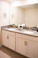 Luxury AND FUN Near Disney Parks 9BR