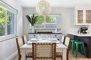 Cozy Home at Lighthouse Point With Pool