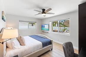 Cozy Home at Lighthouse Point With Pool