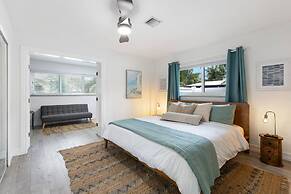 Newly Renovated 3 Bedrooms Near the Beach and Rest