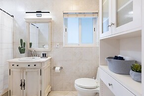 Newly Renovated 3 Bedrooms Near the Beach and Rest