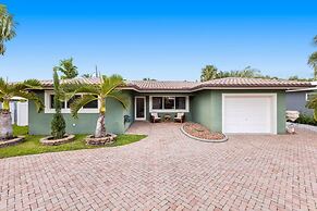 Newly Renovated 3 Bedrooms Near the Beach and Rest