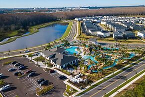 SL 4Br Walking Distance to Club