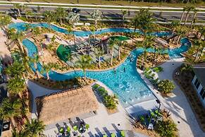 SL 4Br Walking Distance to Club