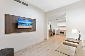 Amazing NEW Condo IN Hollywood Access DIR Beach