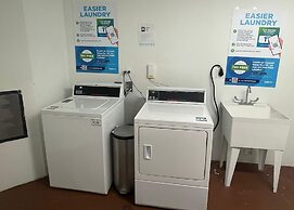 Amazing NEW Condo IN Hollywood Access DIR Beach