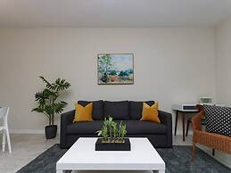 Family Place With Gorgeous View 4 Miles to Disney