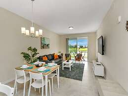 Family Place With Gorgeous View 4 Miles to Disney