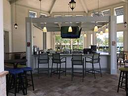 Family Place With Gorgeous View 4 Miles to Disney