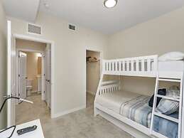 Family Place With Gorgeous View 4 Miles to Disney