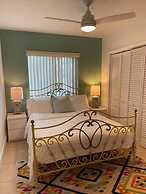 Cozy and Super Location 2 BR