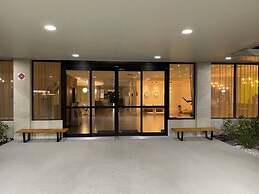 Cozy Hotel With Super Location Near Disney