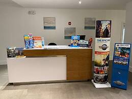 Cozy Hotel With Super Location Near Disney