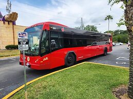 Cozy Hotel With Super Location Near Disney