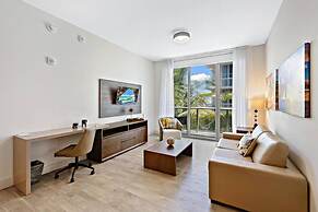 Amazing Condo in Hollywood Beach