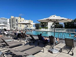 Amazing Condo in Hollywood Beach