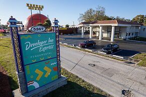Impeccably Clean and Cozy Hotel Room