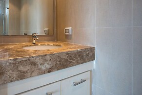 Kata Ocean View 1BR Apartment O17