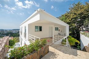 Kata Ocean View 2BR Apartment M12