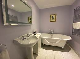 Ballyscullion Park Courtyard Cottages