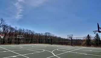 Equestrian House Suites