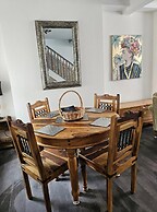 Jubilee Jewel a Treasure in The Queen of Valleys
