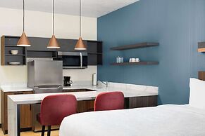 Hawthorn Extended Stay By Wyndham Kingman