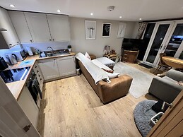 Rural Cottage-full Kitchen-pets Ok-paddock